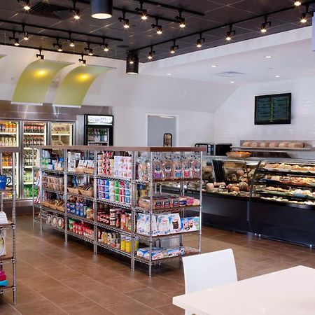 ホテル パークソレイユ バイ ヒルトン グランド バケーションズ Williamsburg エクステリア 写真